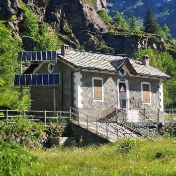 Il Rifugio Noaschetta (Foto di Agostino Bettinsoli)