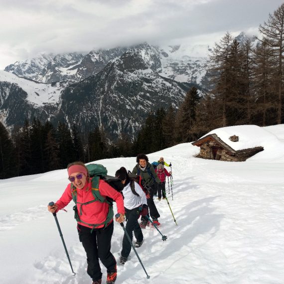 Gita sociale con ciaspole alle baite La Suche (Courmayeur), 23/02/2025. (Foto di Gianpiero Oberto)
