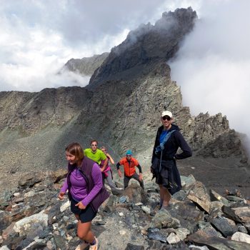Sopra il Colle delle Traversette (Monviso). 1 agosto 2025 (Foto di Gianpiero Oberto)