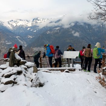 Purtroppo le nuvole coprono le cime più alte. Gita sociale al Lago di Villa. Sabato 24 gennaio 2026. (Foto di Gianpiero Oberto).